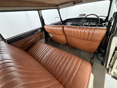 Lot 1969 Citroen ID21 DS Safari