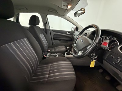 Lot 2008 Ford Focus - NO RESERVE