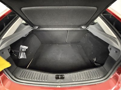 Lot 2008 Ford Focus - NO RESERVE