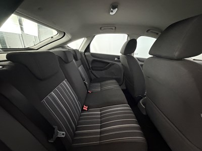 Lot 2008 Ford Focus - NO RESERVE