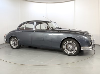 Lot 1968 Daimler 250