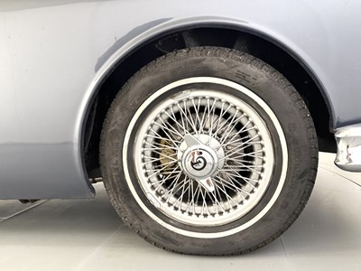 Lot 1968 Daimler 250