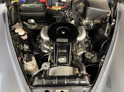 Lot 1968 Daimler 250