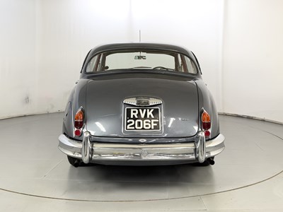 Lot 1968 Daimler 250