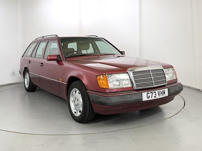 Lot 1990 Mercedes-Benz 230 TE - NO RESERVE