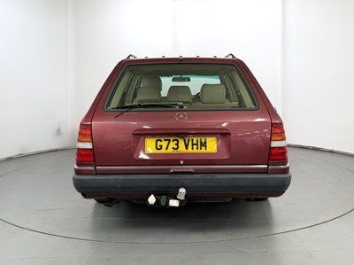 Lot 1990 Mercedes-Benz 230 TE - NO RESERVE