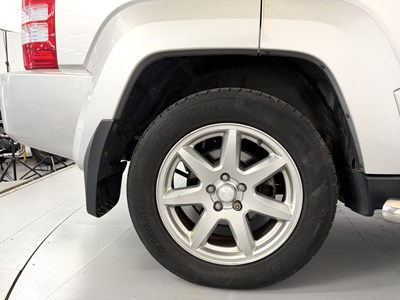 Lot 2009 Jeep Cherokee