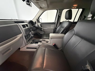 Lot 2009 Jeep Cherokee