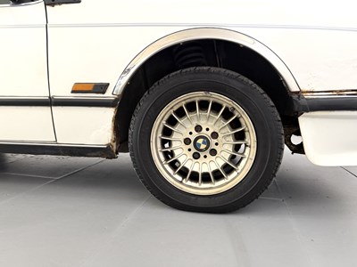 Lot 1987 BMW 635CSI