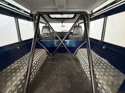 Lot 1991 Land Rover 90 Defender V8
