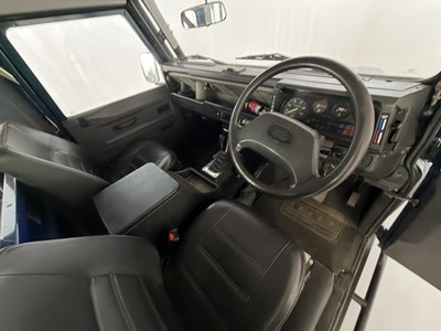 Lot 1991 Land Rover 90 Defender V8