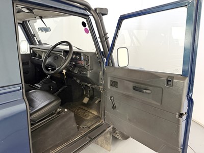 Lot 1991 Land Rover 90 Defender V8