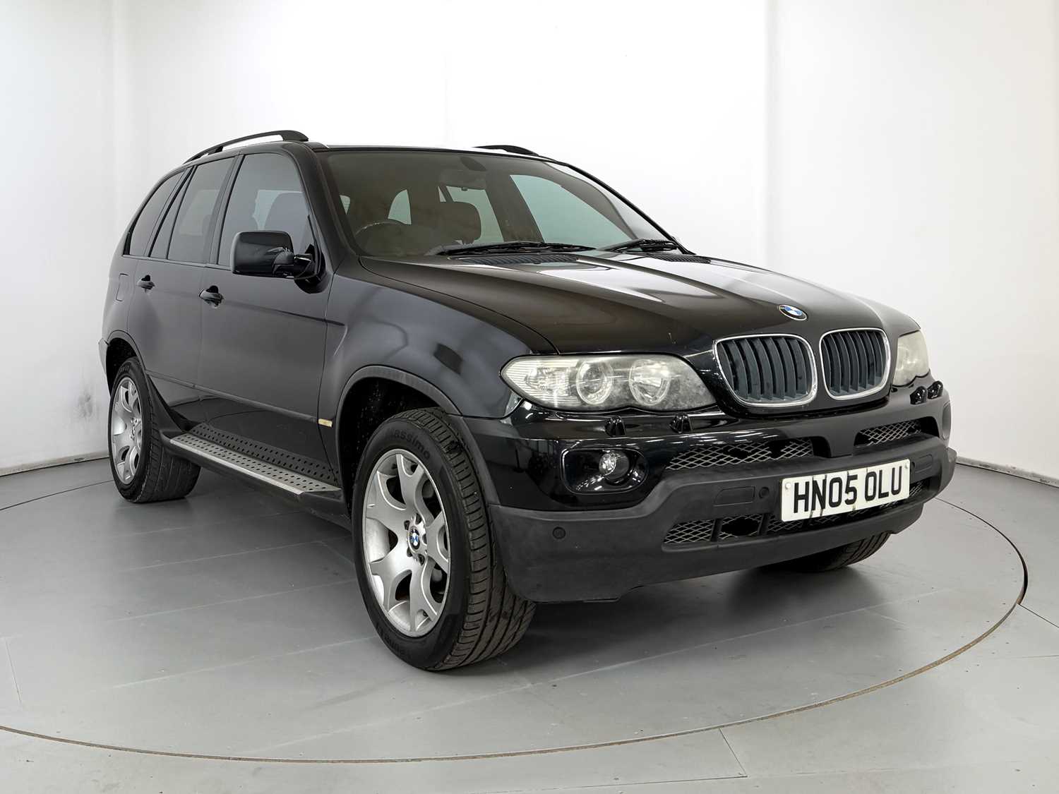 Lot 2005 BMW X5 Sport