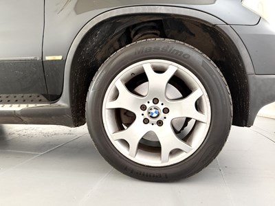 Lot 2005 BMW X5 Sport