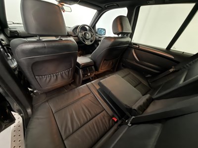 Lot 2005 BMW X5 Sport