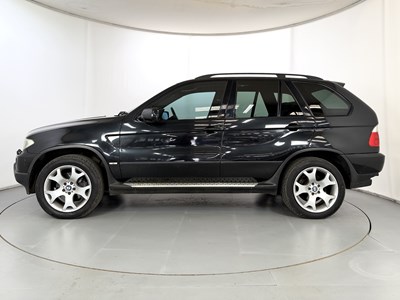 Lot 2005 BMW X5 Sport