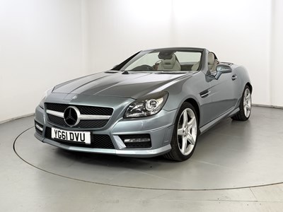 Lot 2011 Mercedes-Benz SLK200
