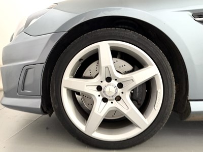 Lot 2011 Mercedes-Benz SLK200