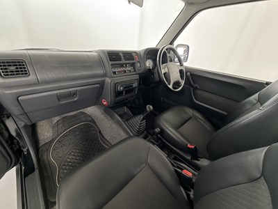 Lot 2004 Suzuki Jimny