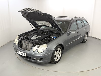 Lot 2007 Mercedes-Benz E320 - NO RESERVE