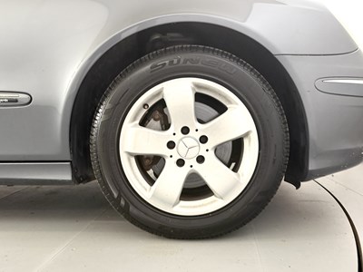 Lot 2007 Mercedes-Benz E320 - NO RESERVE