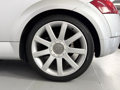 Lot 2002 Audi TT