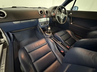 Lot 2002 Audi TT
