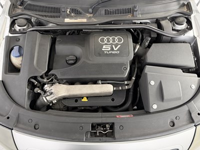 Lot 2002 Audi TT
