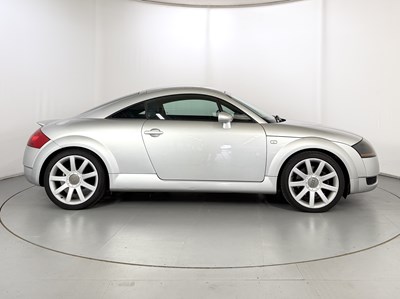Lot 2002 Audi TT