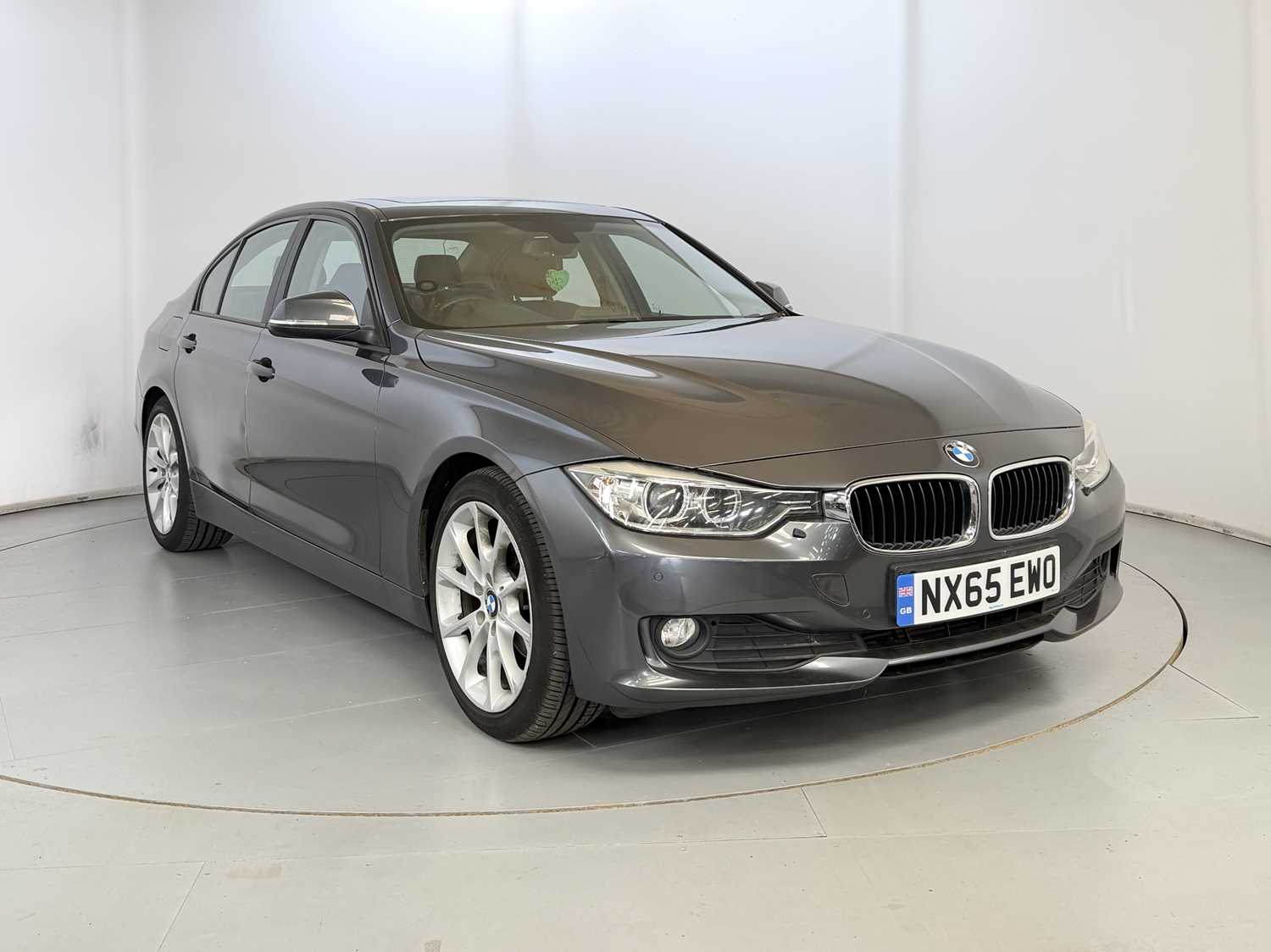 Lot 2015 BMW 320