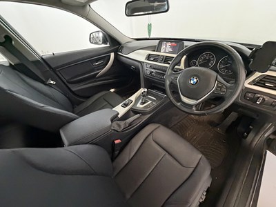 Lot 2015 BMW 320