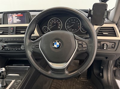 Lot 2015 BMW 320