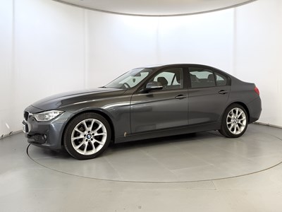Lot 2015 BMW 320