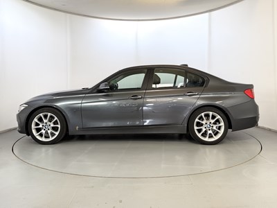 Lot 2015 BMW 320