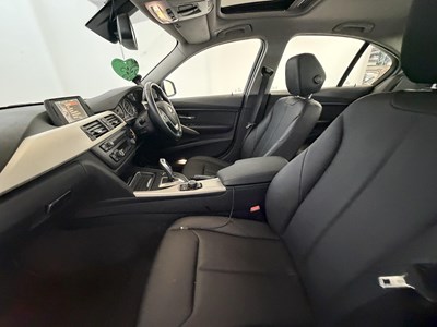 Lot 2015 BMW 320