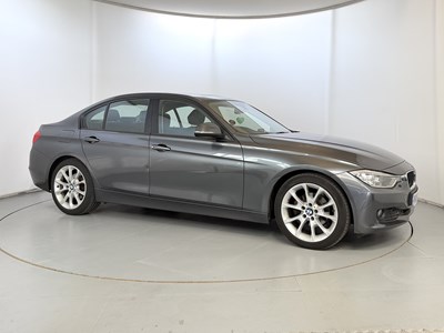 Lot 2015 BMW 320