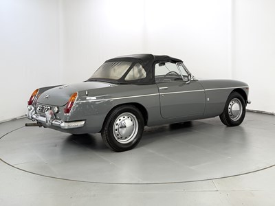 Lot 1963 MG B Roadster