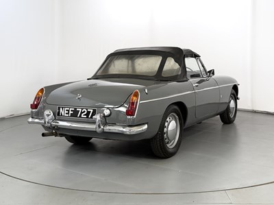 Lot 1963 MG B Roadster