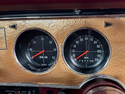 Lot 1977 Ford Mustang II