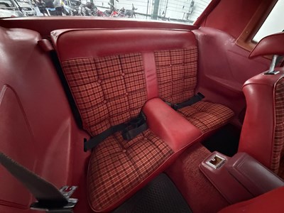 Lot 1977 Ford Mustang II