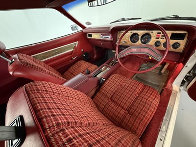 Lot 1977 Ford Mustang II