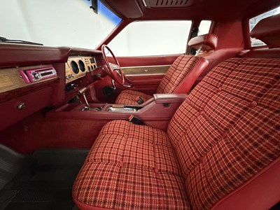 Lot 1977 Ford Mustang II