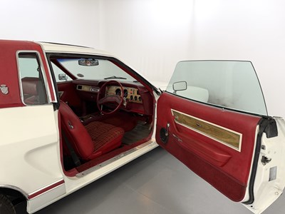 Lot 1977 Ford Mustang II