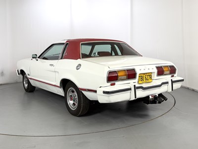 Lot 1977 Ford Mustang II