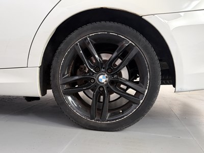 Lot 2011 BMW 318D M Sport