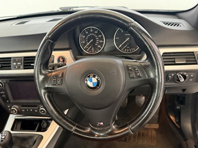 Lot 2011 BMW 318D M Sport