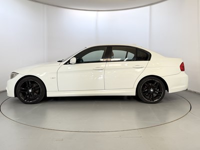 Lot 2011 BMW 318D M Sport