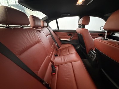Lot 2011 BMW 318D M Sport