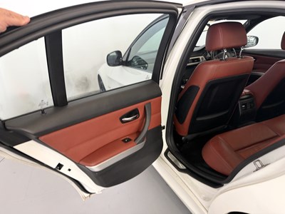 Lot 2011 BMW 318D M Sport