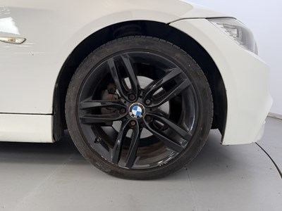 Lot 2011 BMW 318D M Sport
